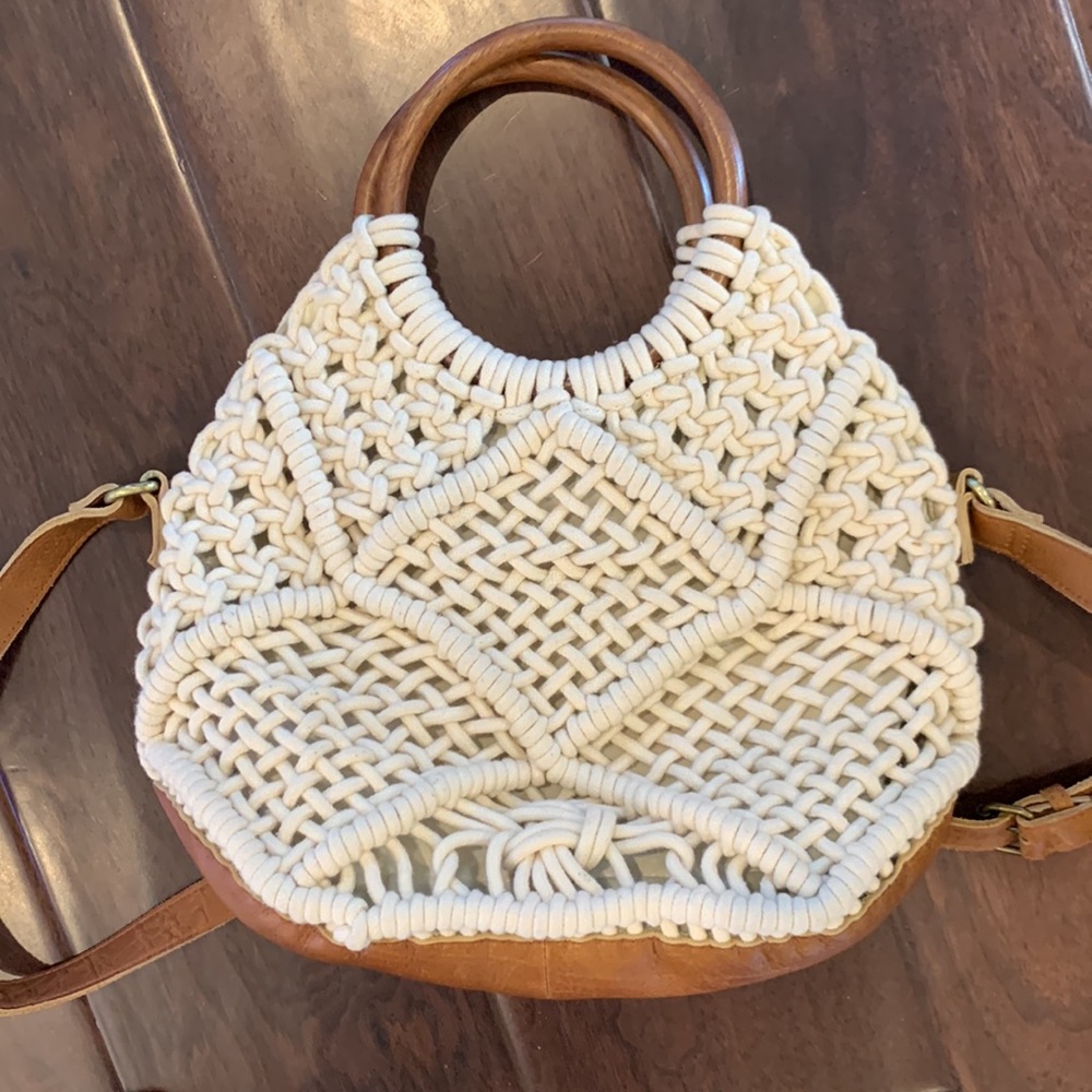 Cream Macramé & Tan Leather Round Handle Shoulder Bag
